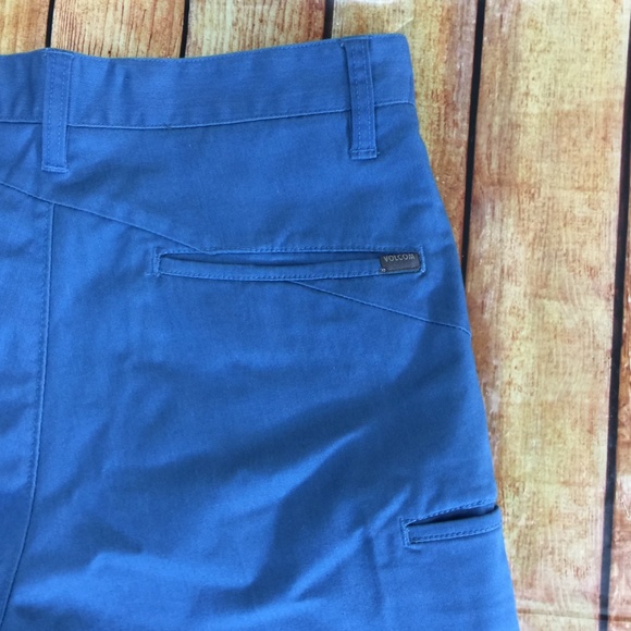 Volcom Short Flat Front Size 30W - Picture 5 of 5